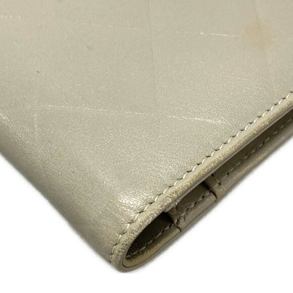 CHANEL - Gray Leather Long Wallet - Picture 8 of 13